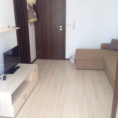 מלון דירות Studio Morskoy Bereg סבטי ולאס